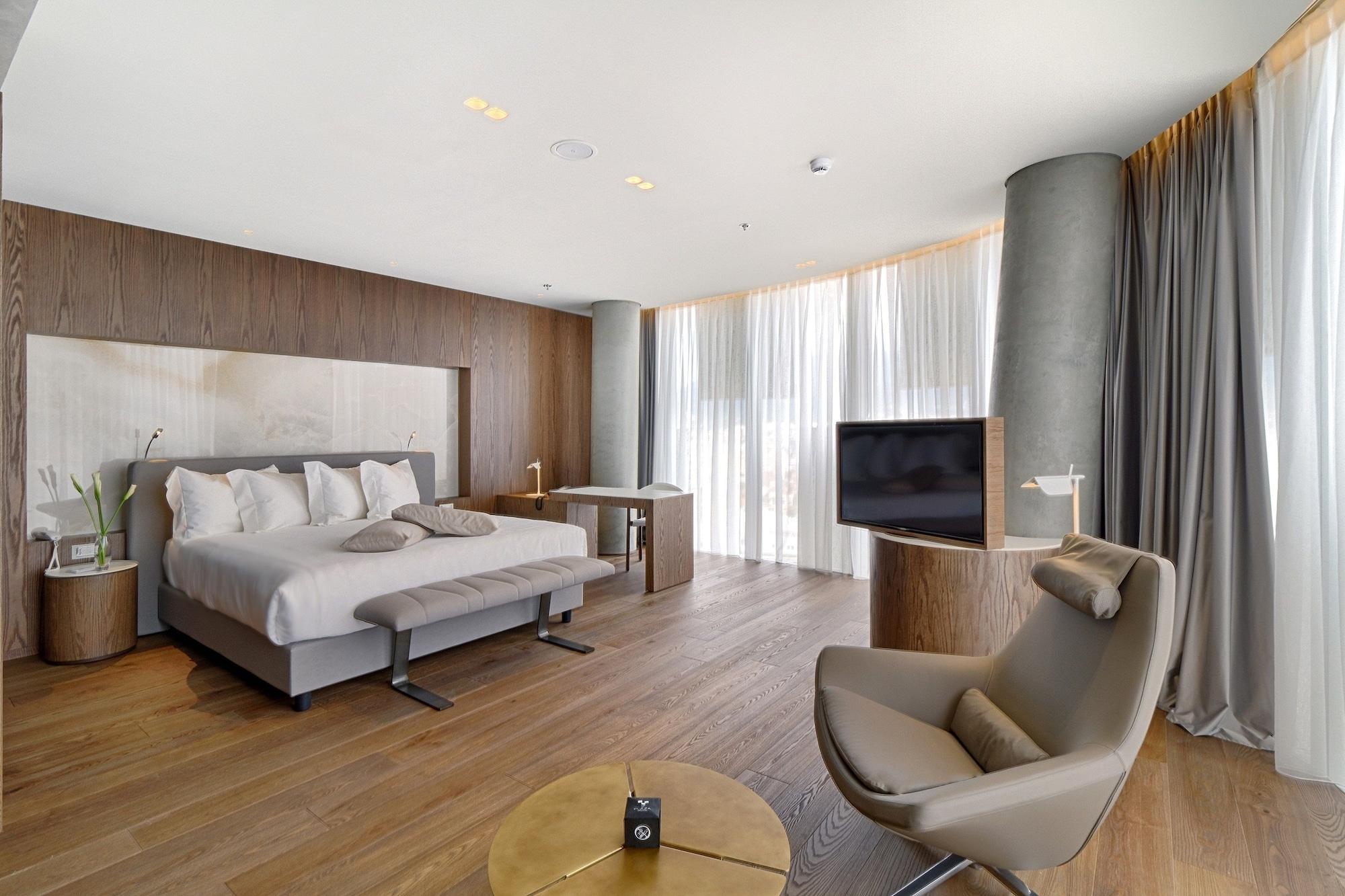 Maritim Plaza Hotel